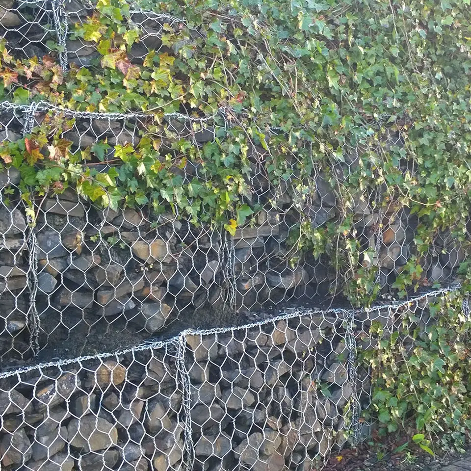 Galvanized retaining gabion basket